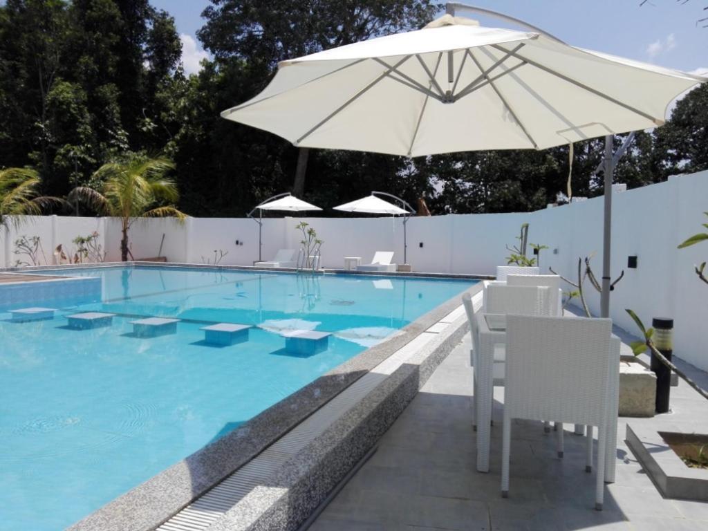 The Serai Cottage Boutique Hotel Kuala Berang Bagian luar foto